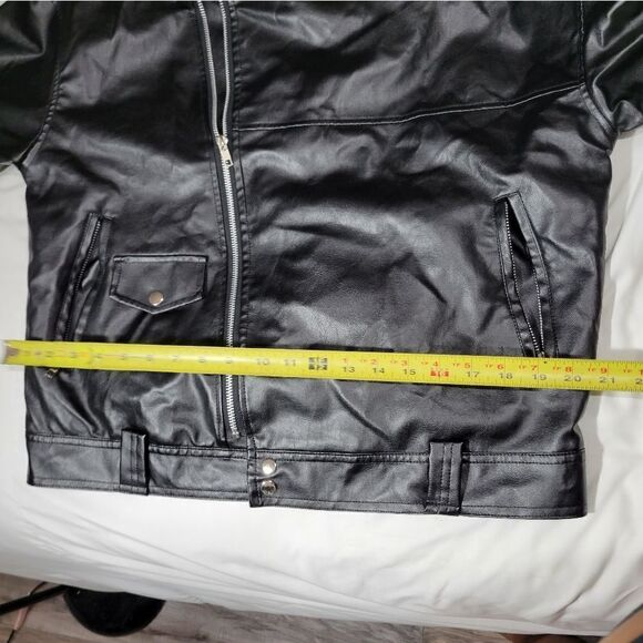 Women's faux leather jacket - Picture 5 of 10